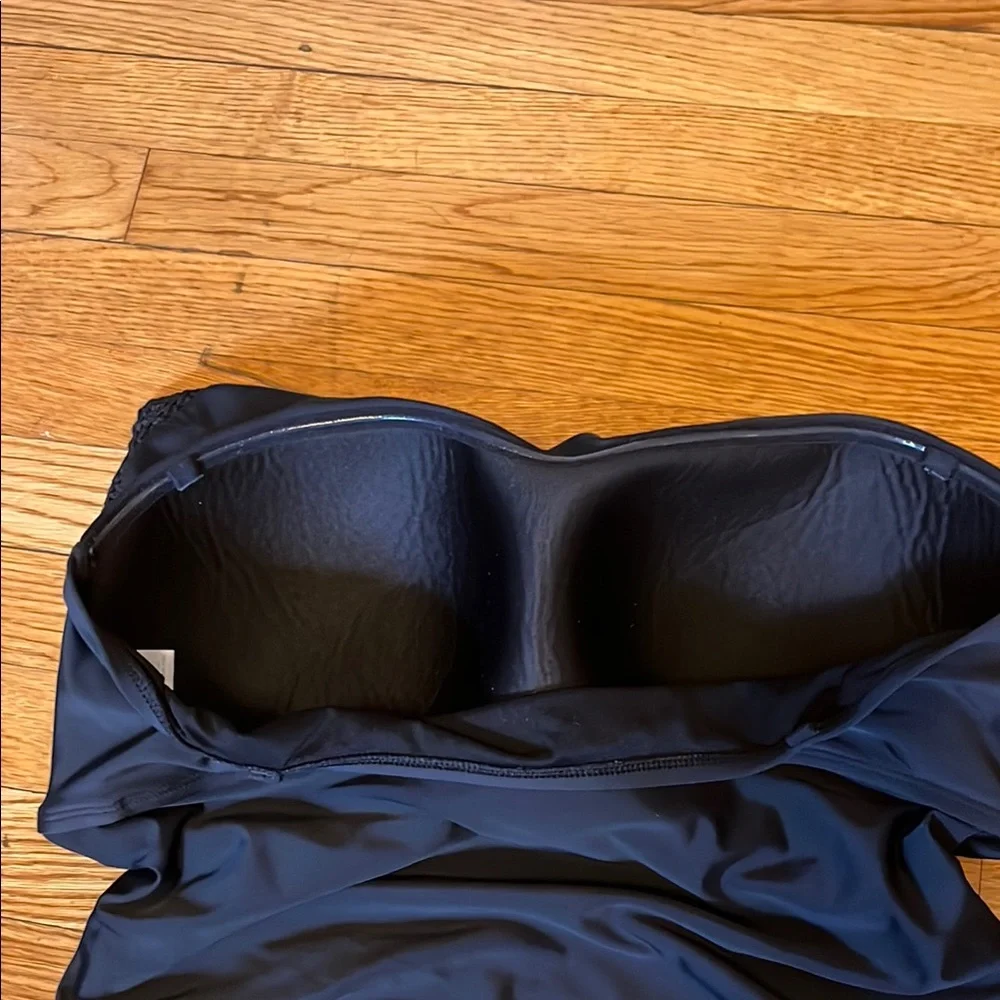XL black swim one piece, with cute textured trim - Picture 7 of 10